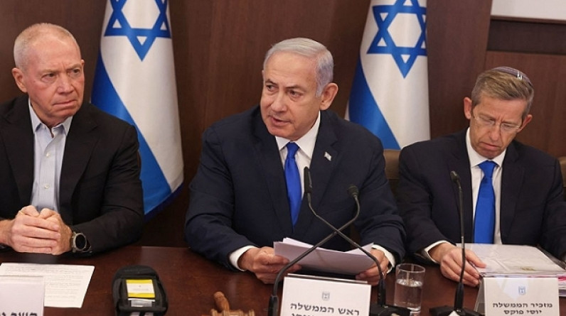 تقرير: الحكومة الإسرائيلية تبحث تقديم تسهيلات للسلطة الفلسطينية "منعا لانهيارها"